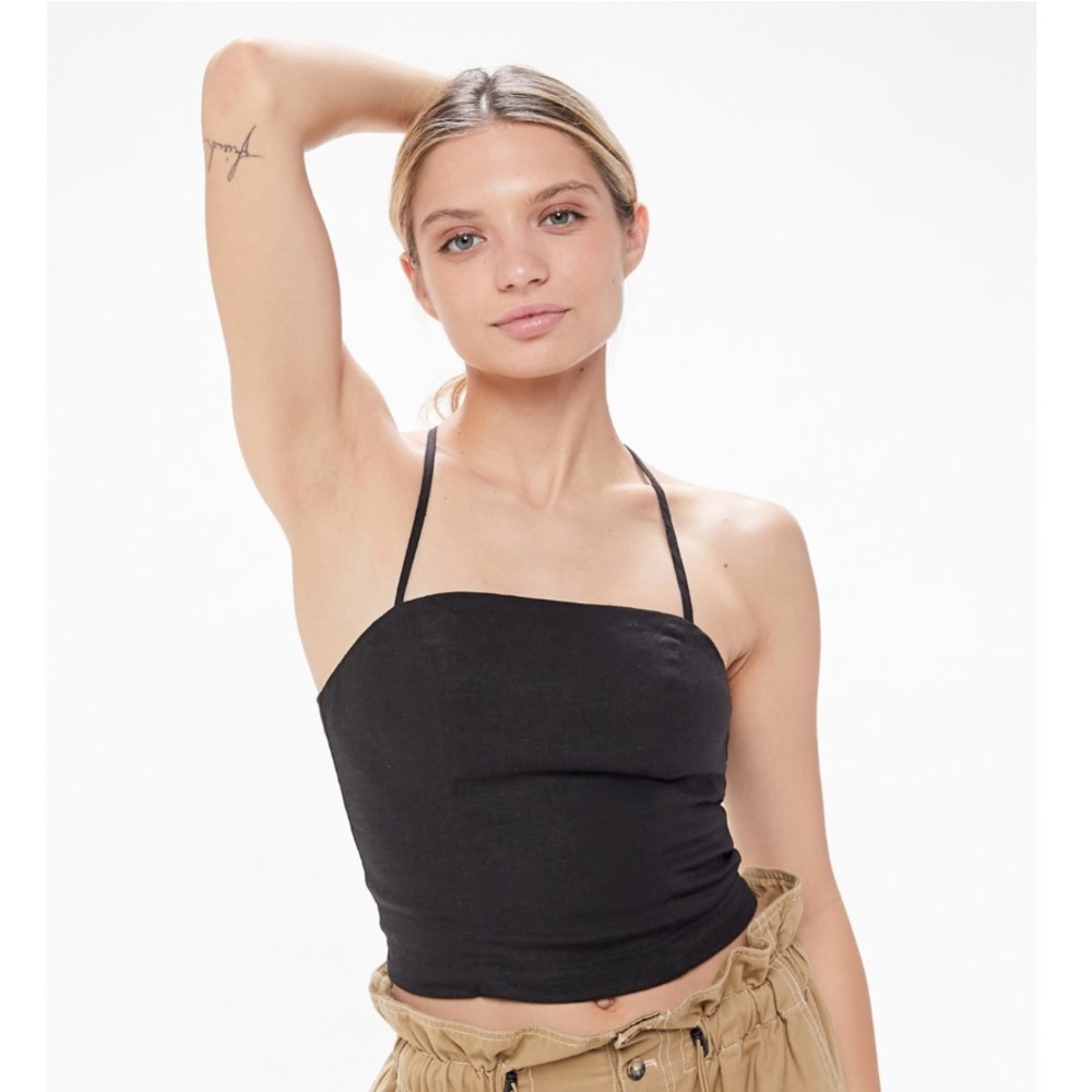 NWOT UO crop top